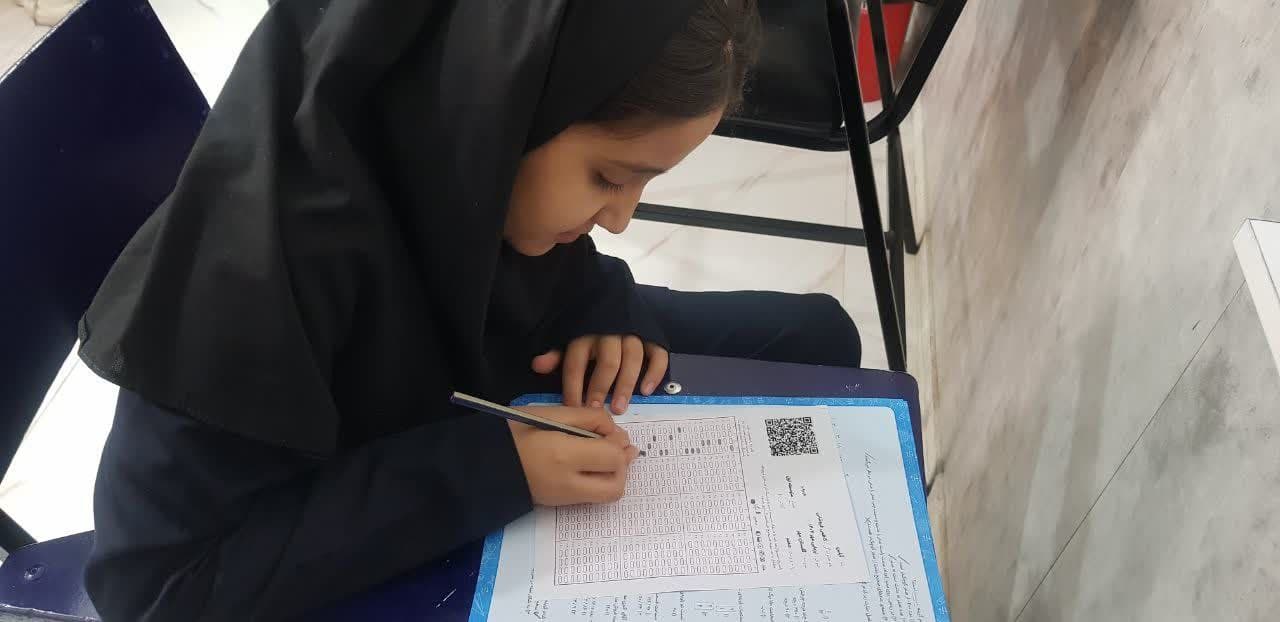 دبیرستان گلستان مهر متوسطه دوره اول