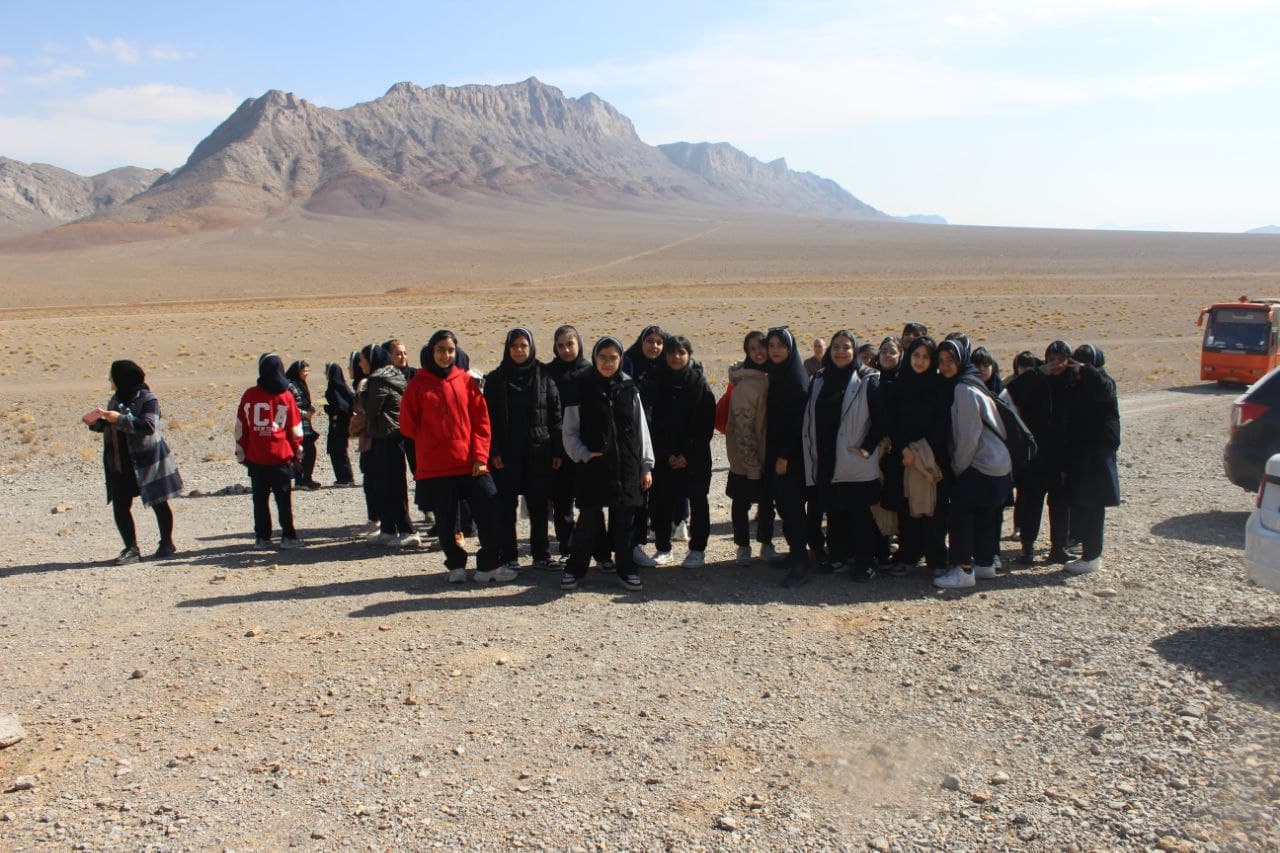 دبیرستان دوره اول دخترانه گلستان مهر